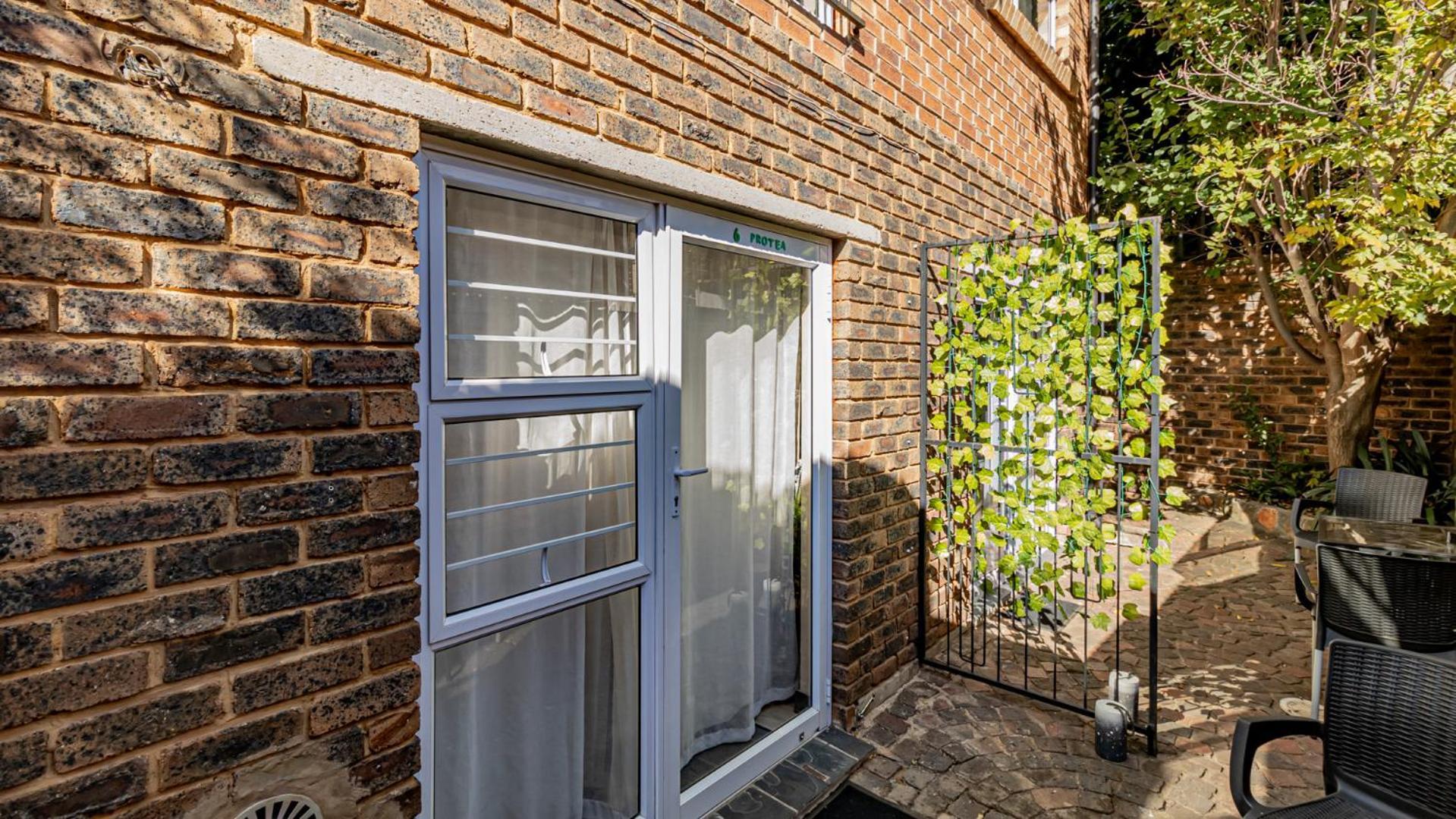 B&B On 8Th Avenue Johannesburg Exterior photo